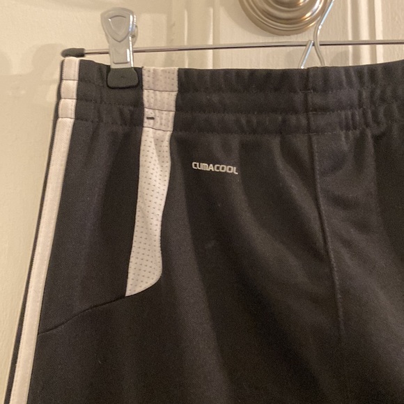 ✨ADIDAS Track Pant with zipper slimming ankles - Picture 4 of 5